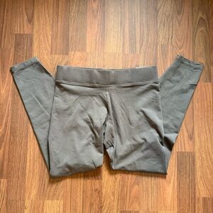 Women's Nike Tight Fit Mid Rise Leggings - Brand New